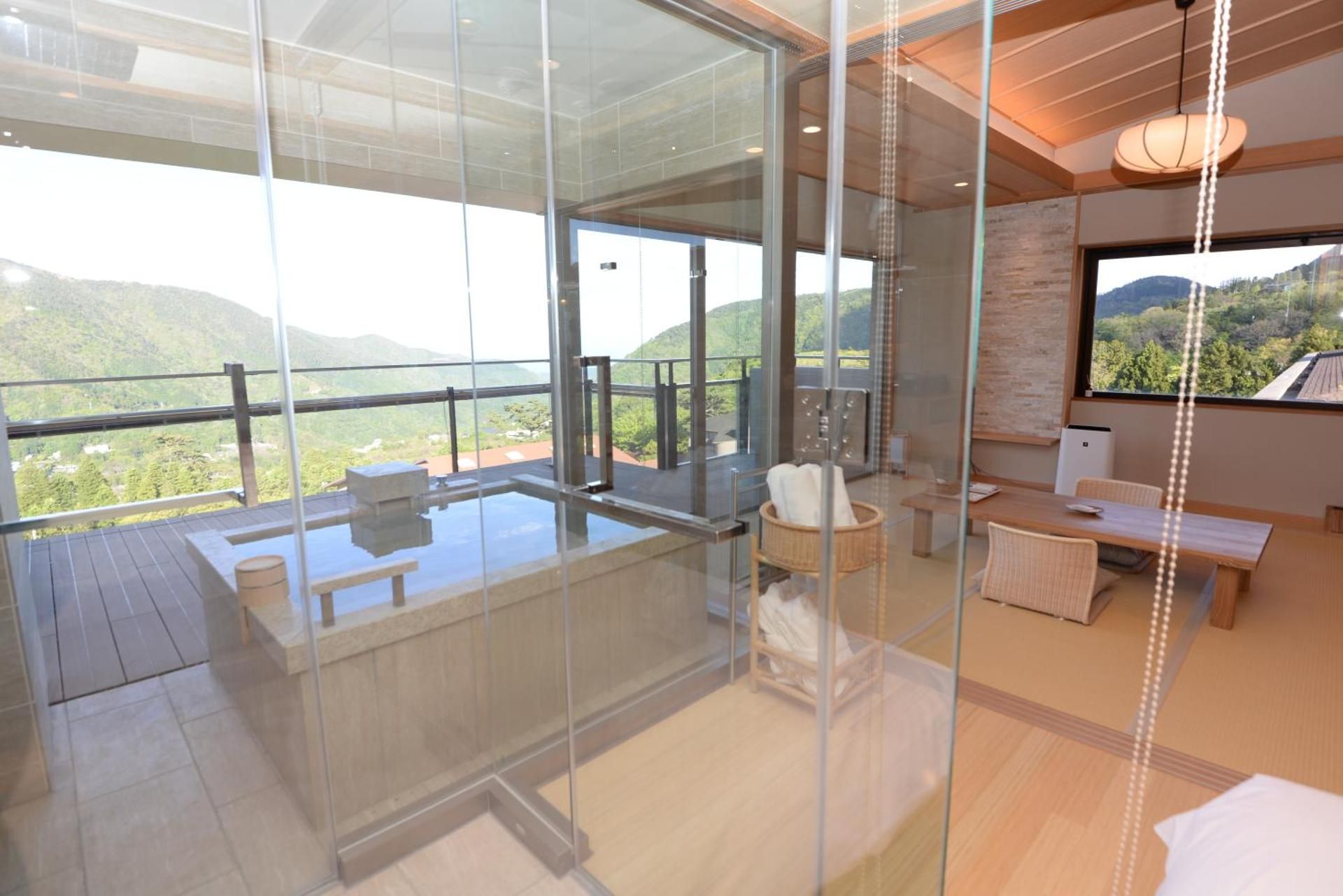 Gen Hakone Gora Top Floor Superior Western-Japanese Style Suite - SHO