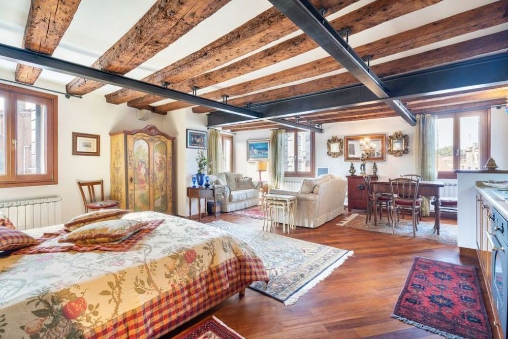 undefined Ca' dei Da Mosto Exclusive Studio