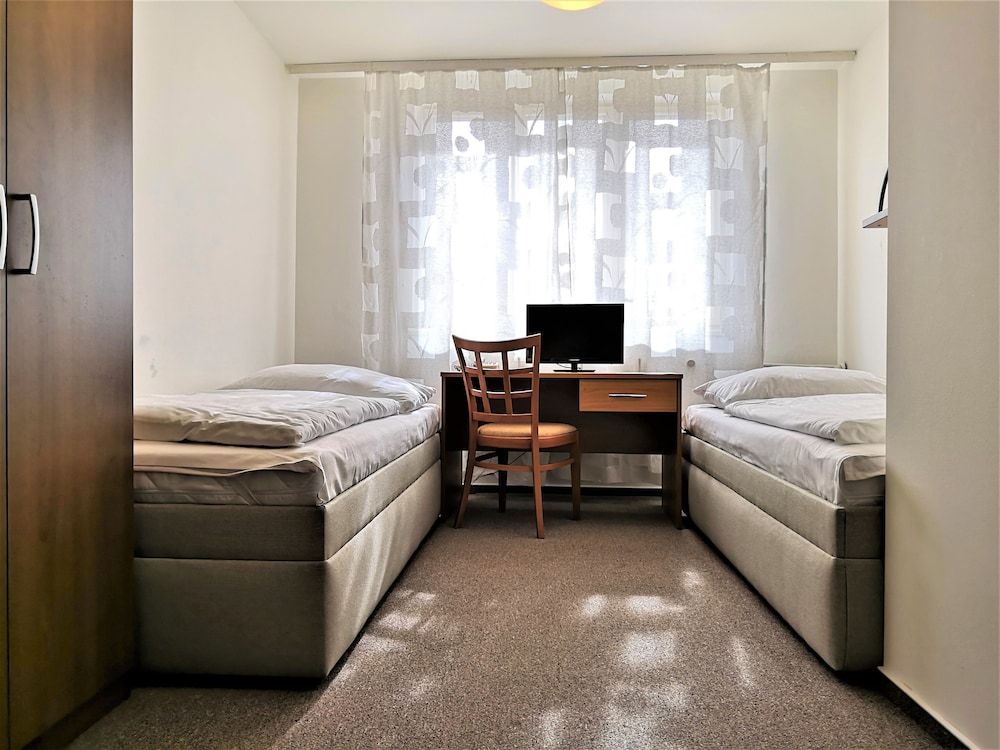 Marianeum Twin Room 2
