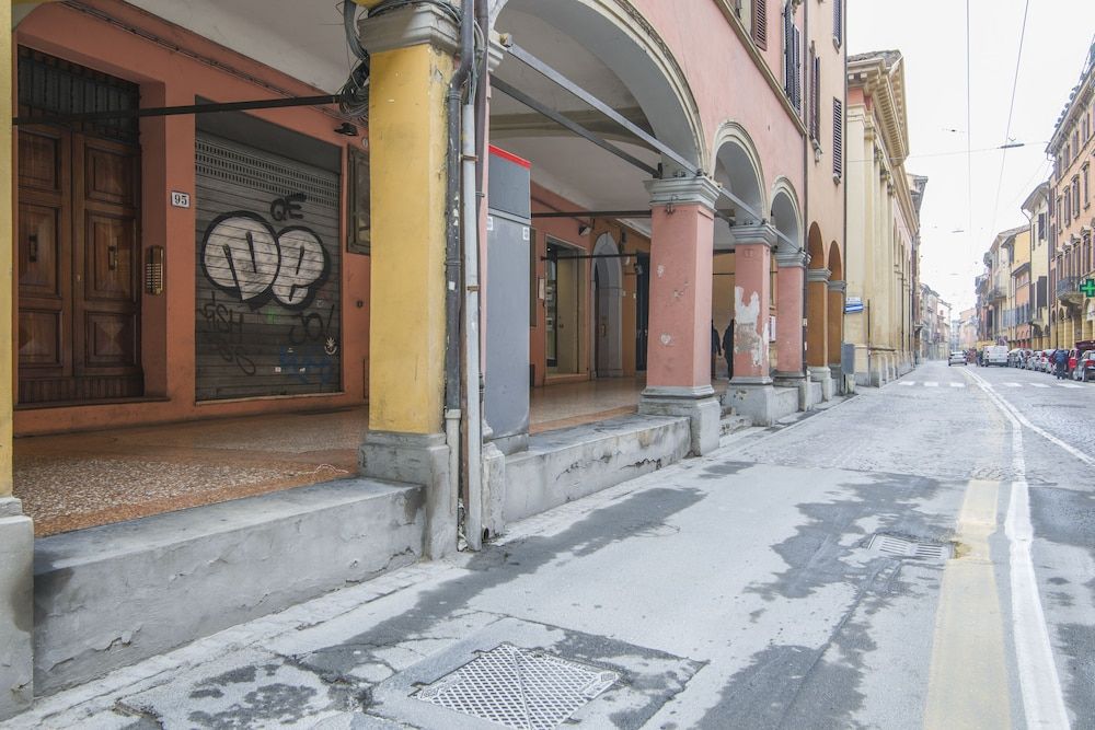 undefined Bologna Rainbow Apartment 5
