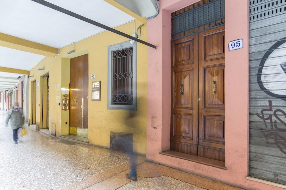 undefined Bologna Rainbow Apartment 3