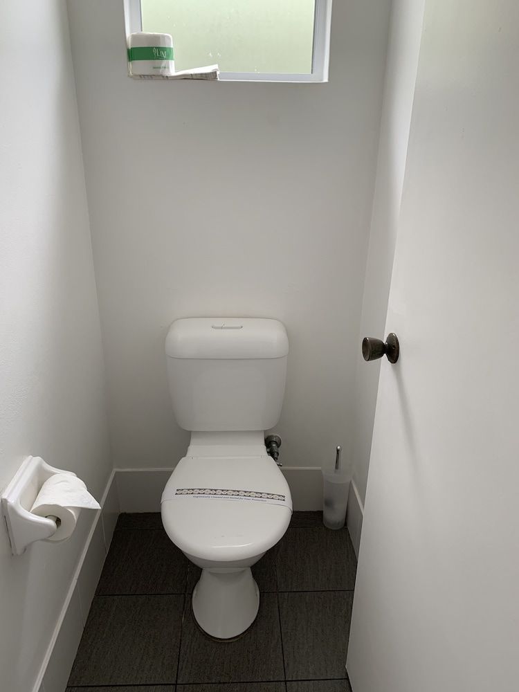 Mariner Motel Deluxe Double Room 4