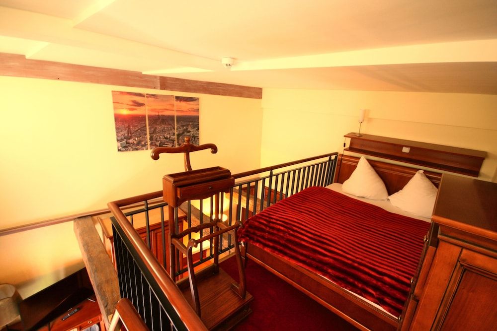 Hotel Denkmal 13 – Rostock Standard Double Room 6