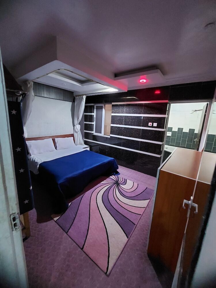 undefined Sagwe Furnished Apartments 5