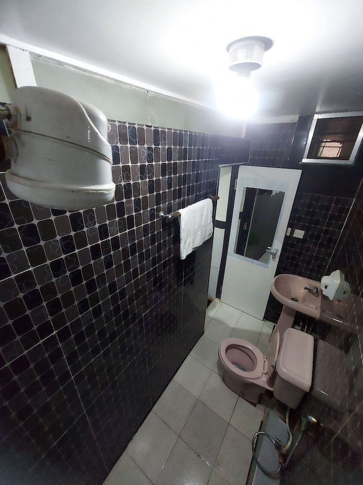 undefined Sagwe Furnished Apartments 9