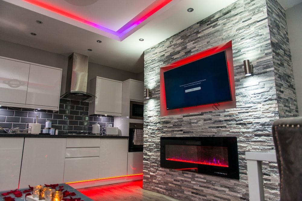 Aphrodite Suites Huddersfield Executive Suite, Ensuite (Ground Floor Flat) 49