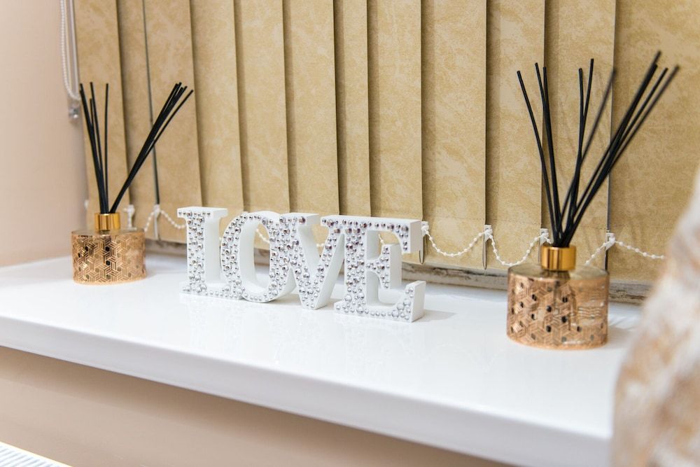 Aphrodite Suites Huddersfield Superior Apartment, Ensuite 28