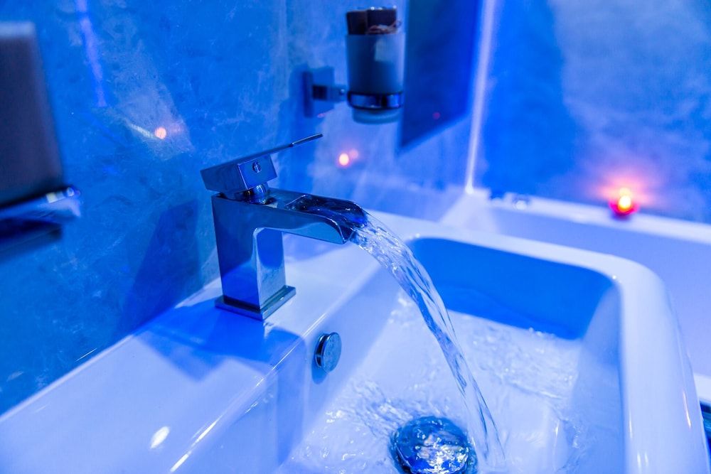 Aphrodite Suites Huddersfield Deluxe Apartment, Ensuite (First Floor Back Flat) 21