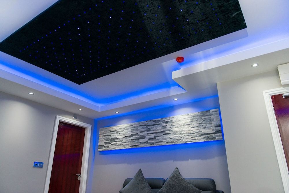 Aphrodite Suites Huddersfield Superior Apartment, Ensuite 36