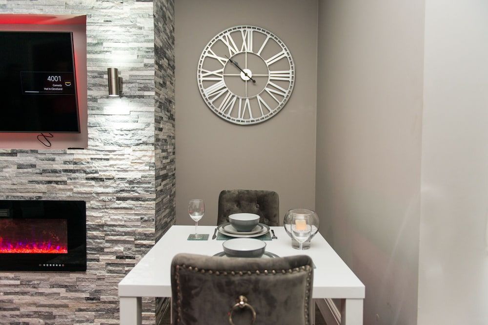 Aphrodite Suites Huddersfield Executive Suite, Ensuite (Ground Floor Flat) 46