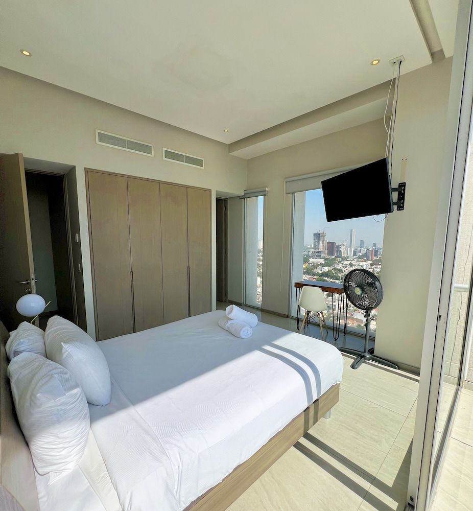 Superior Apartment, 1 Double Bed, City View