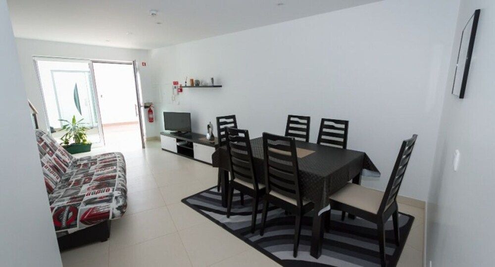 Peralux Apartment, 3 Bedrooms 10