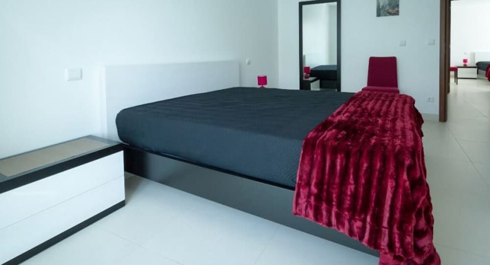 Peralux Apartment, 3 Bedrooms 7