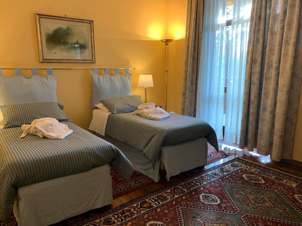 Villa Albina B&B Comfort Double or Twin Room, 1 Bedroom, Non Smoking, Pool View 4