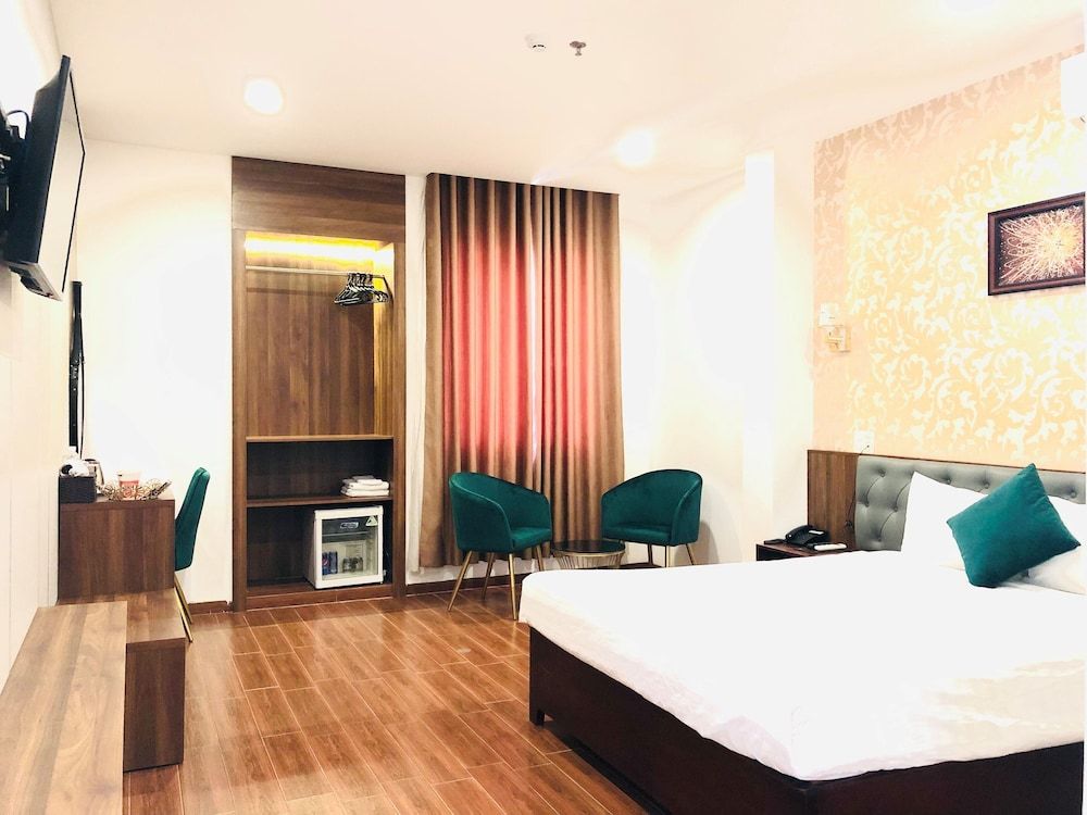 Le Centre Hotel Executive Double Room 3