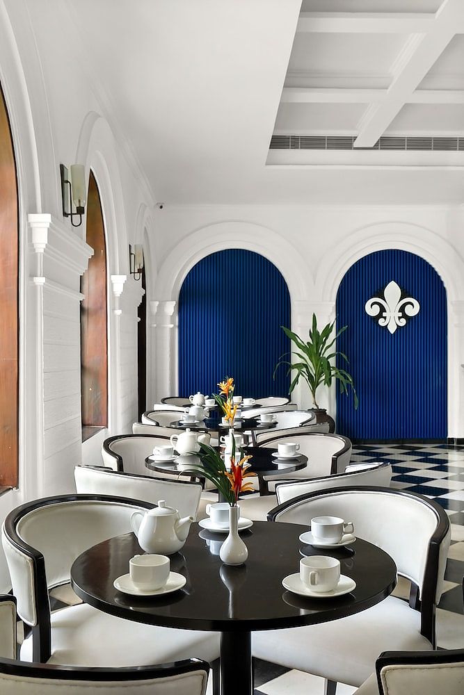 Family Dining
