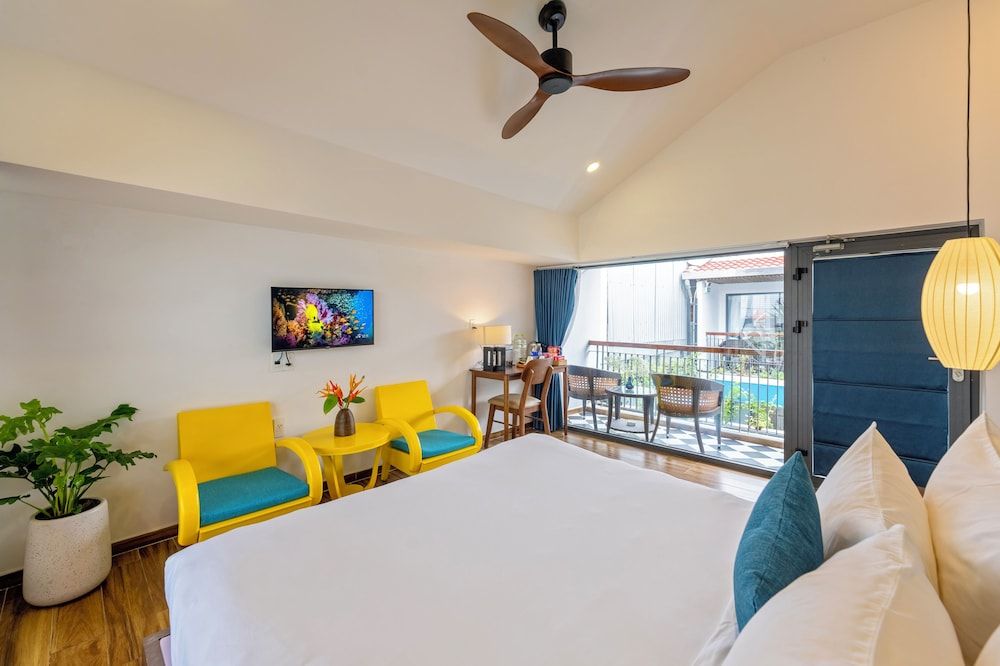 The Nam An Villa Hoi An Superior Queen Pool View 3