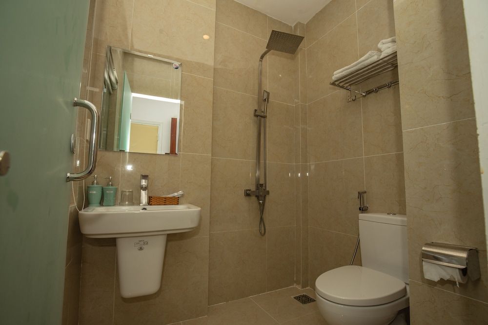 Ngan Pho Studio & Hotel Superior Room 6