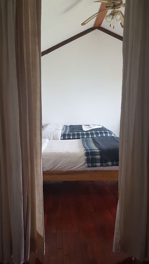 ES Deurali Resort. Deluxe Triple Room, 3 Twin Beds, Smoking, Mountain View 2