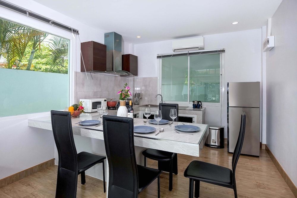 undefined Tropical Living in Modern Villa Lancelot 3