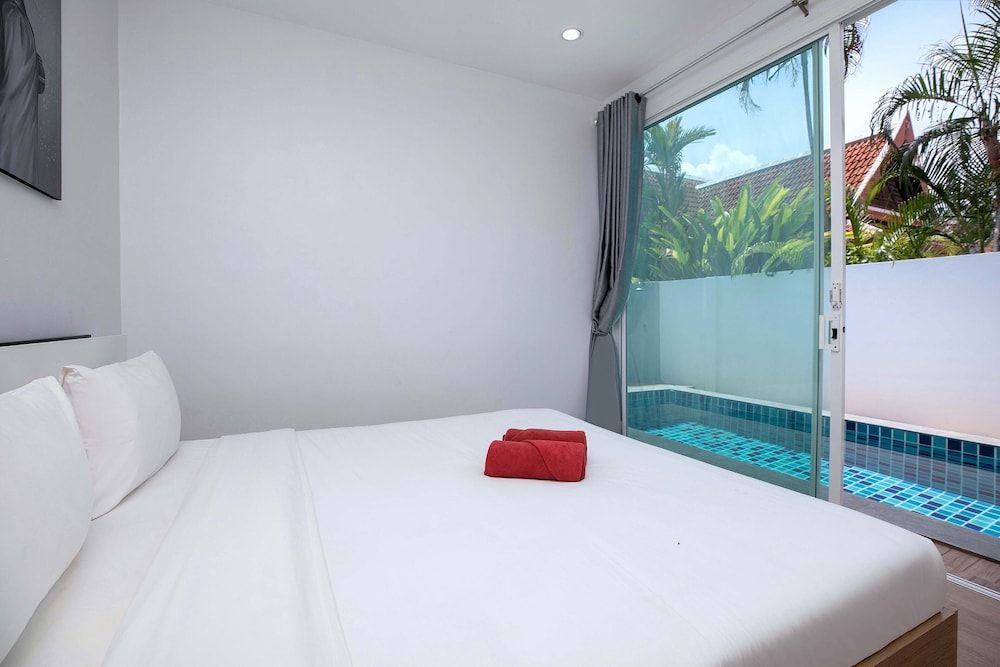 Tropical Living in Modern Villa Lancelot 3-Bedroom Pool Villa 7