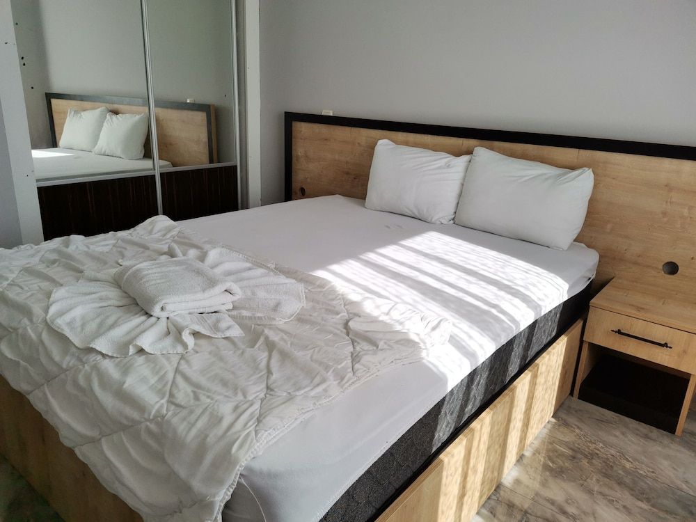 Garden Park Hotel Standard Apartment 4