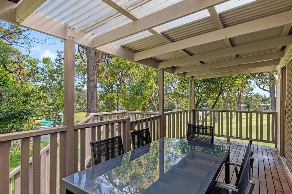 Discovery Parks - Ulladulla Superior 2 Bedroom Access Cabin 3