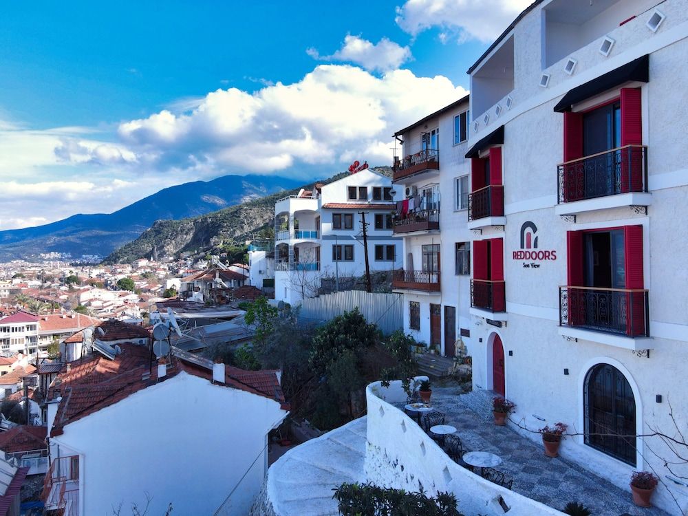 undefined Reddoors Suites Sea View 7