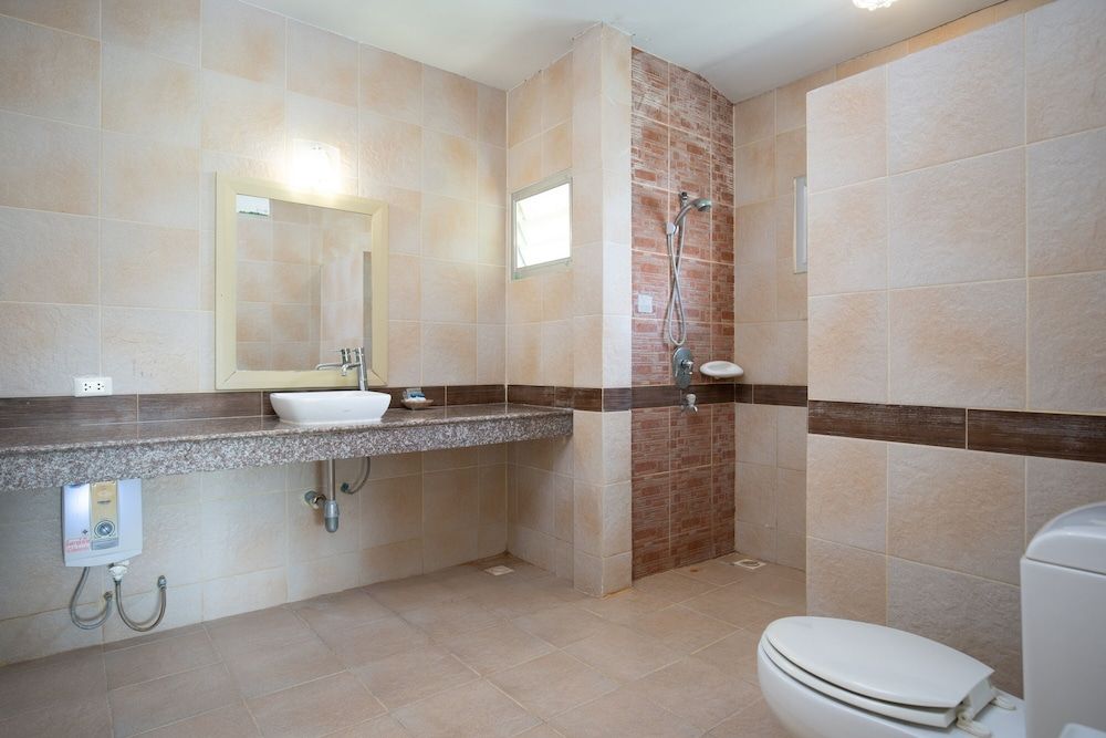 Thara Cholapruek Resort House, 2 Bedrooms, Terrace 4