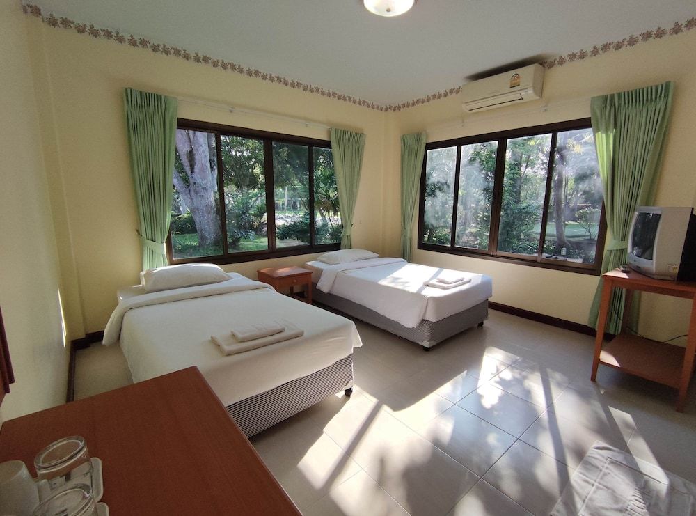 Thara Cholapruek Resort Villa, 3 Bedrooms 5
