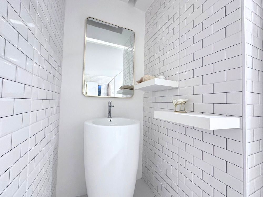 One Dhatu Ayutthaya Premium Homestay Quad suite 6