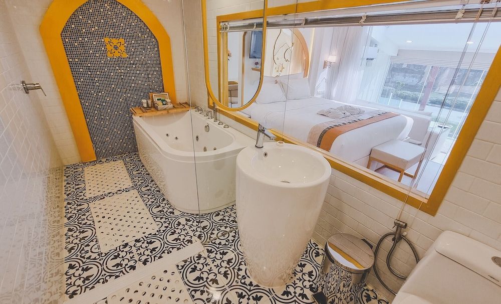 One Dhatu Ayutthaya Premium Homestay Bodhi leaves Junior suite 12