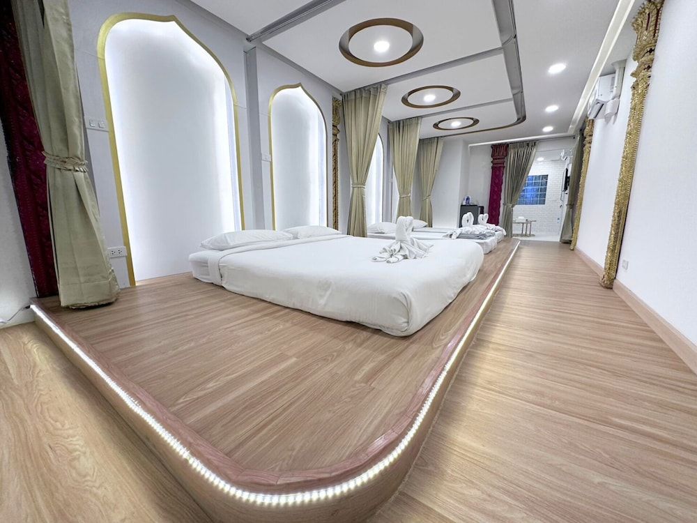 One Dhatu Ayutthaya Premium Homestay Quad suite