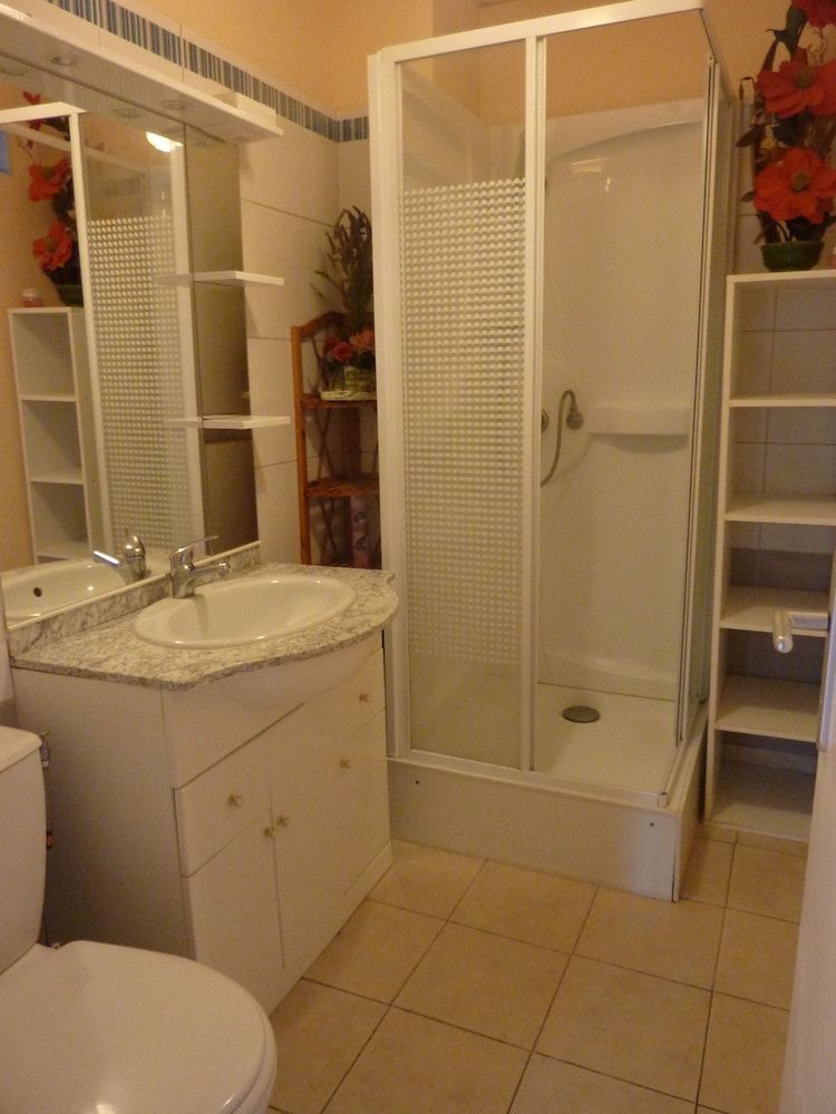 Beau Mas à Montolivet House, 2 Bedrooms 5