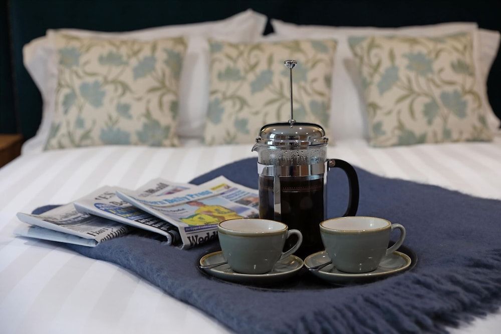 The Rising Sun Deluxe Double Room, Ensuite, River View (Room 3) 3