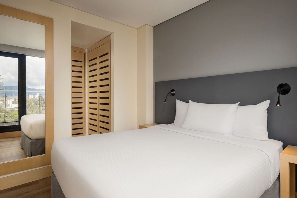 Basic Room, 1 Queen Bed, Non Smoking, Terrace