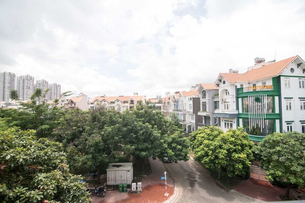 undefined Bin Bin Hotel 7 - Near Ton Duc Thang University 5