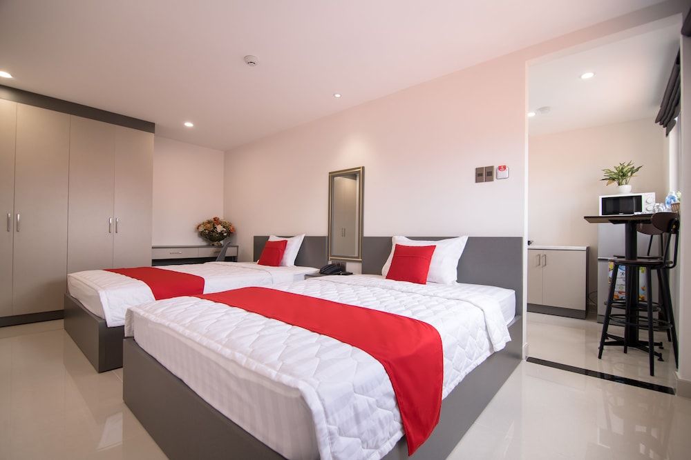 undefined Bin Bin Hotel 7 - Near Ton Duc Thang University 2