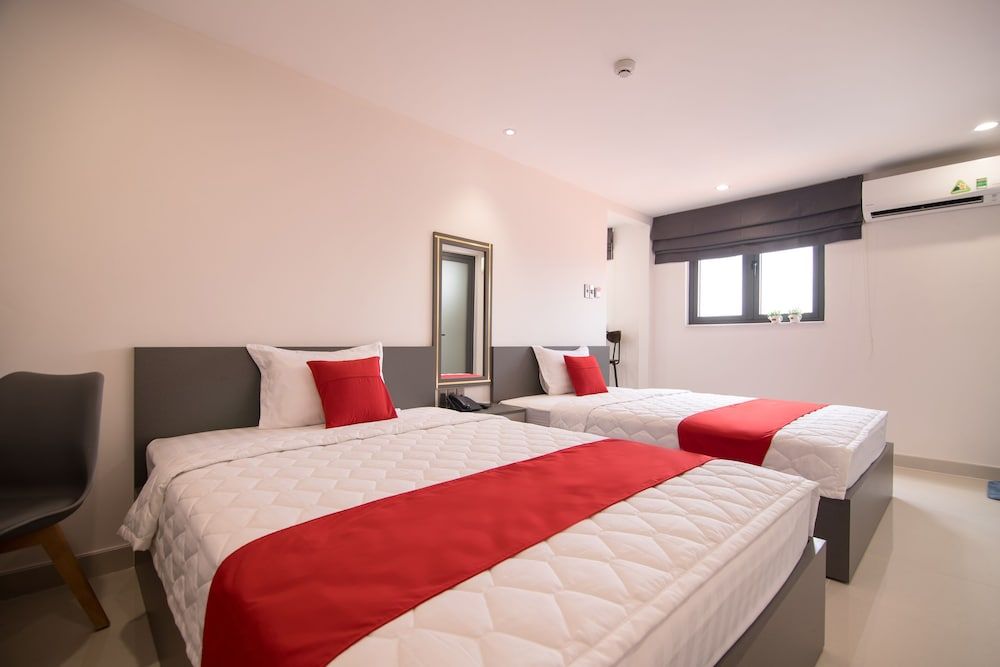 undefined Bin Bin Hotel 7 - Near Ton Duc Thang University 9