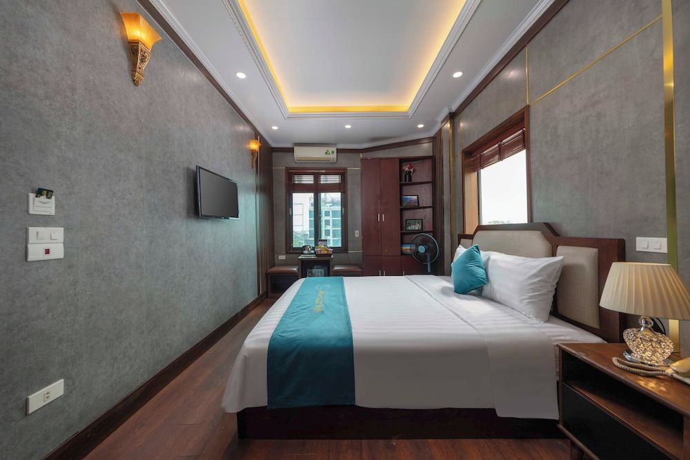 Airport Hotel Hanoi Convenient & Friendly Superior Double or Twin Room, with Window (Free one way airport transfer) 4