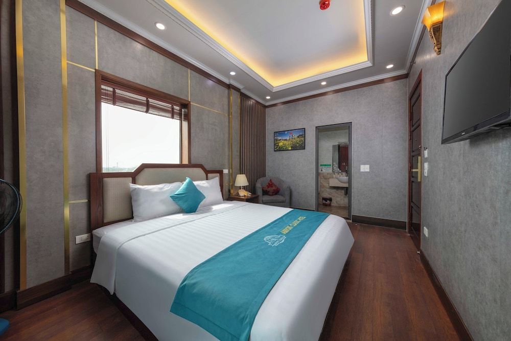 Airport Hotel Hanoi Convenient & Friendly Superior Double or Twin Room, with Window (Free one way airport transfer) 5