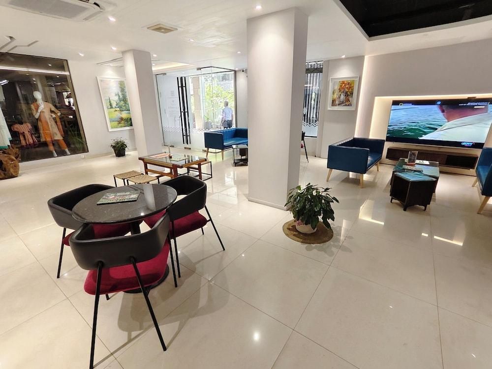 undefined Hotel Nandini 9