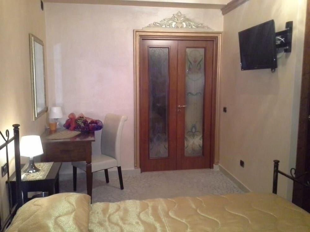 B&B Villa Bella Triple Room, Private Bathroom 2