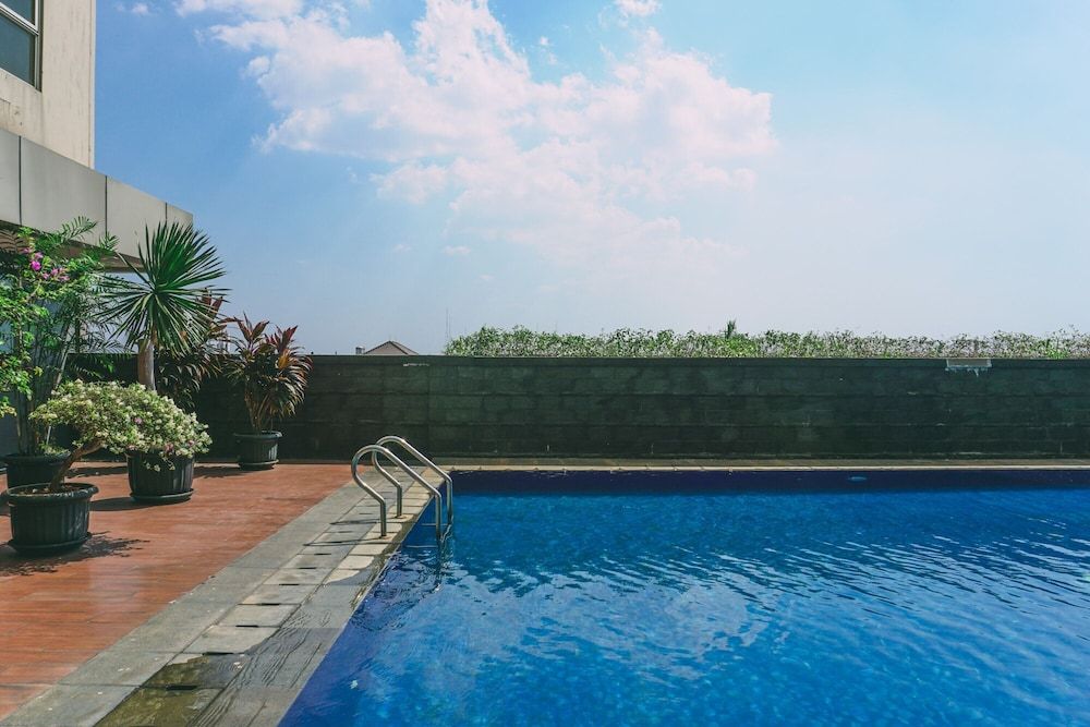 undefined Homey 2BR Apartment @ Belmont Residence 2