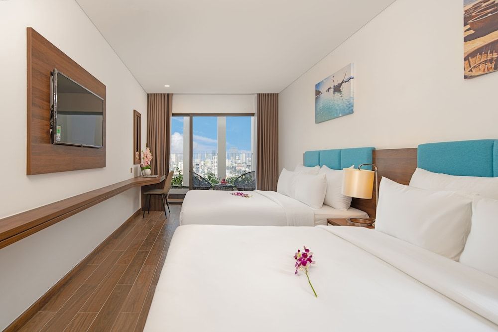 Family Junior Suite, River View
