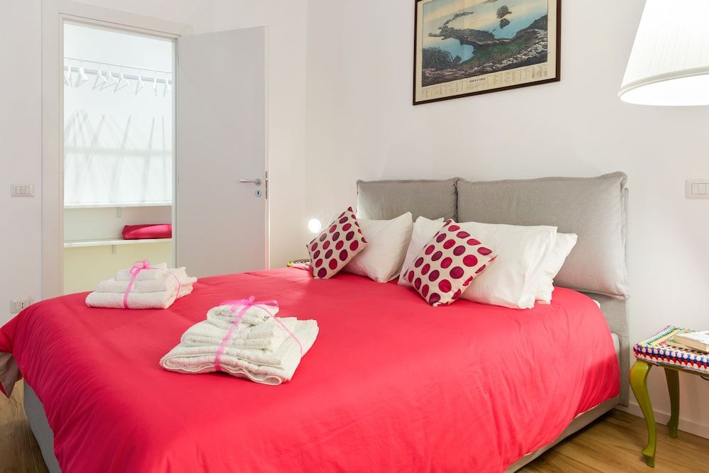 undefined OUI TREE Apartment 5