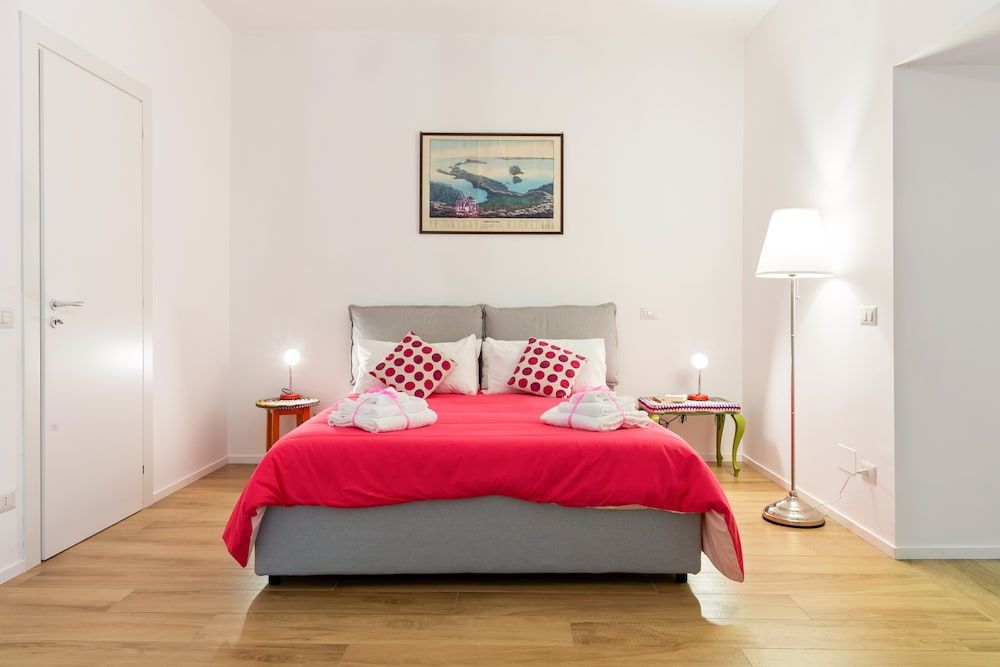 undefined OUI TREE Apartment 6