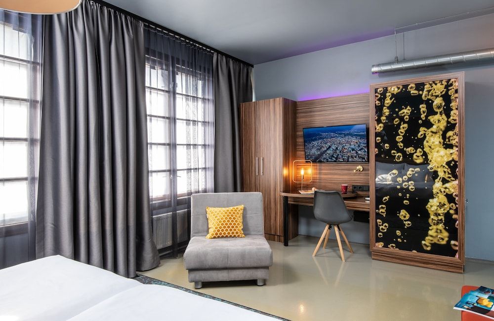 undefined NYX Hotel Prague by Leonardo Hotels 4