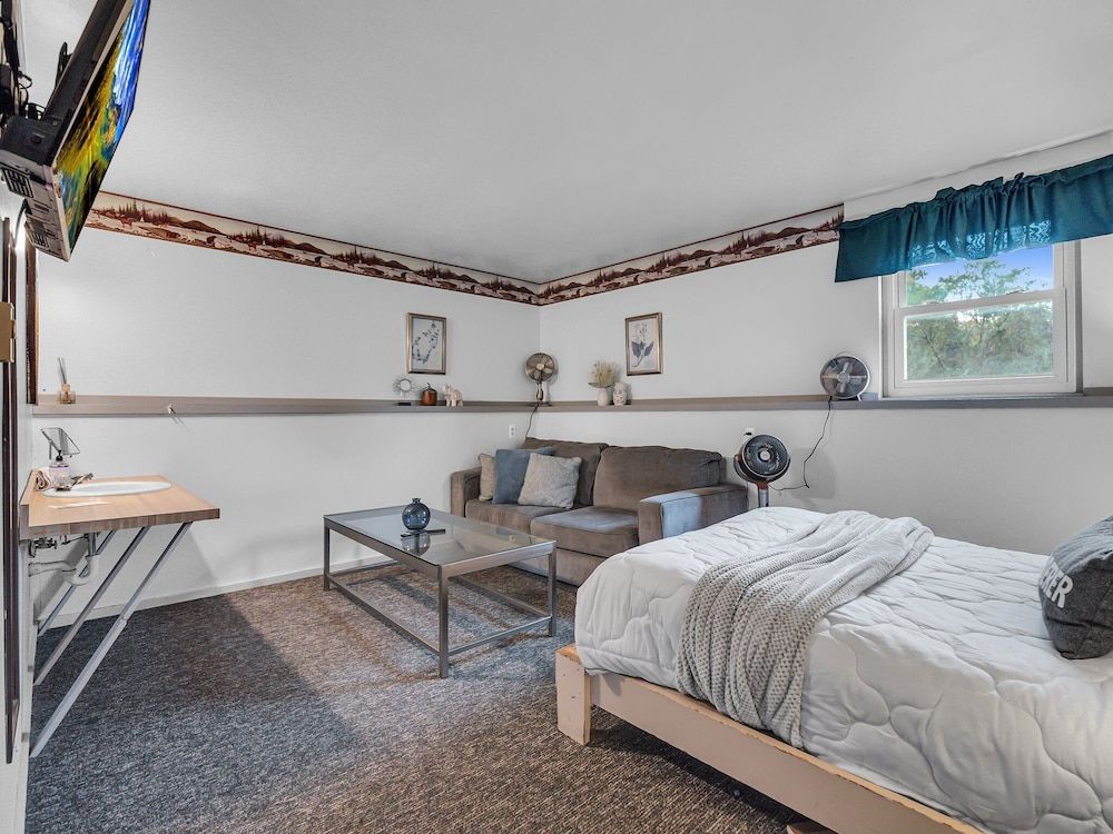 Timberline Lodge Suite 103 7