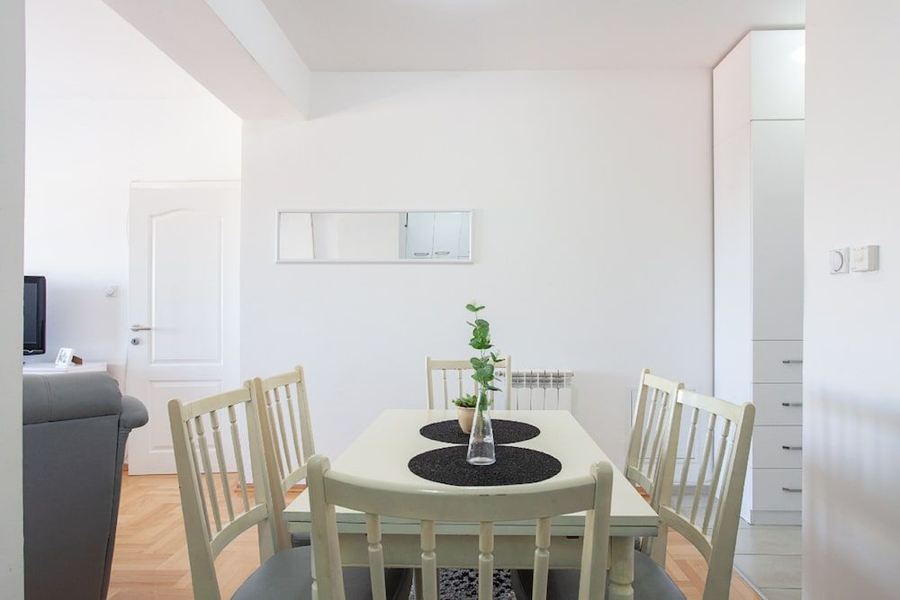 Smart Apartments Skopje Deluxe Apartment, 1 King Bed with Sofa bed, City View 12